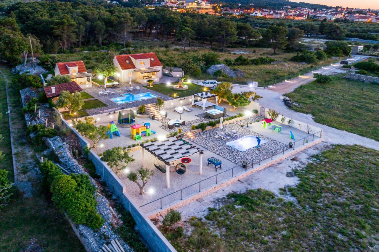 Villa Mis Супетар Екстериор снимка