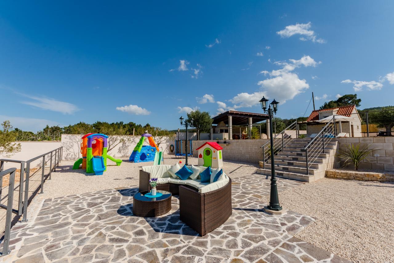 Villa Mis Супетар Екстериор снимка